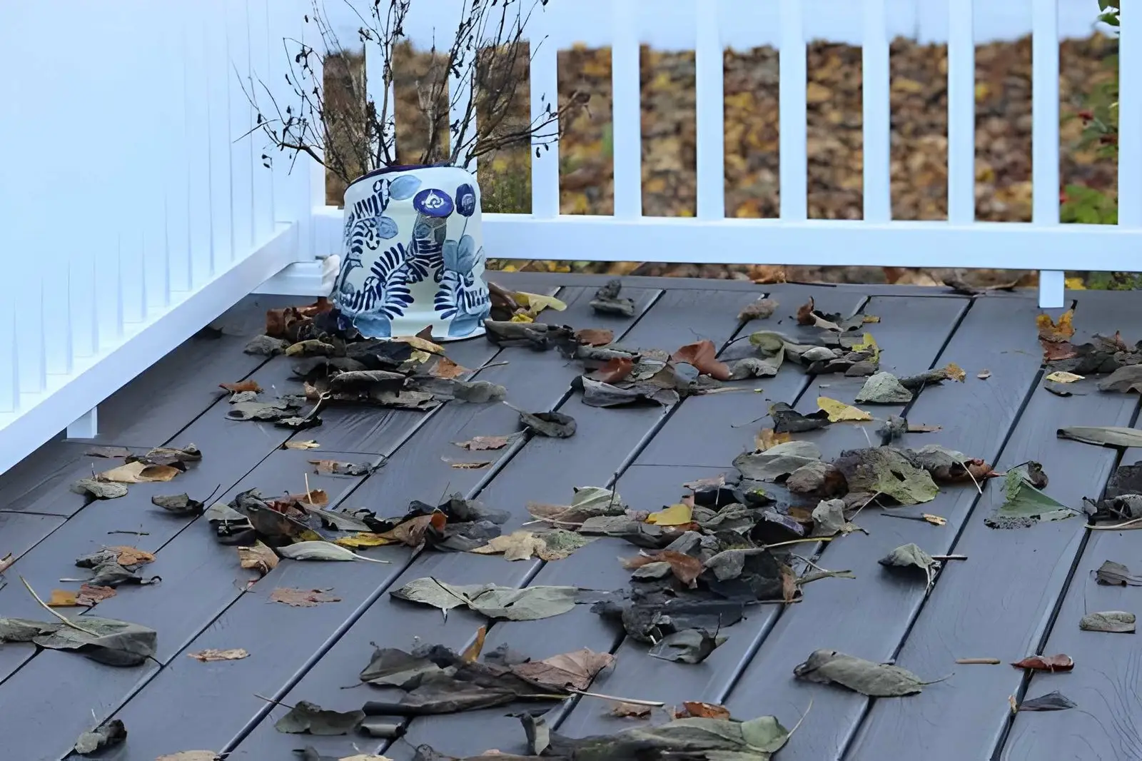 Best composite deck materials for New York winters